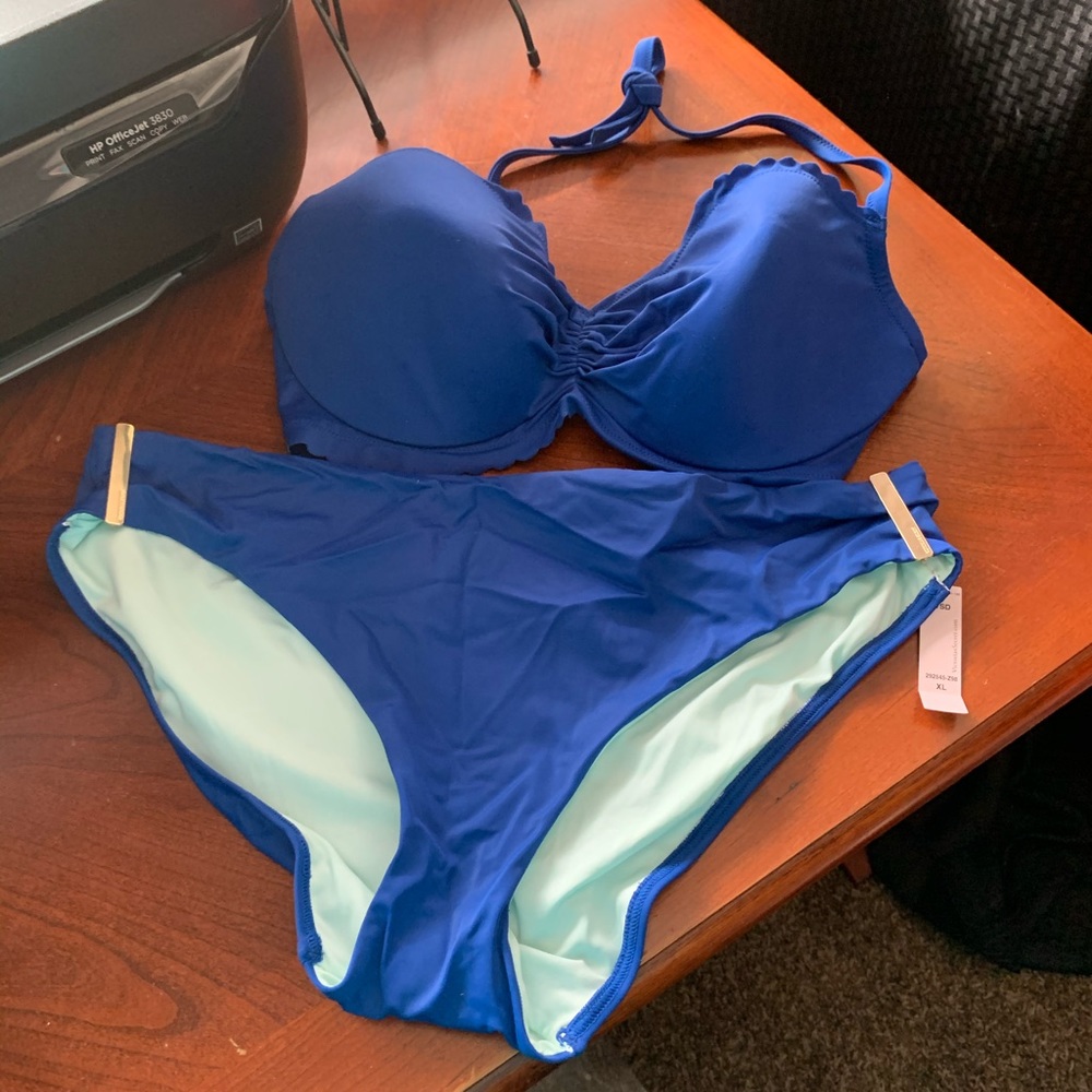 VS Bikini